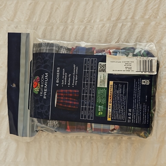 Fruit of the Loom Men's Relaxed Fit Plaid Boxer Shorts Medium 32-34 - Picture 2 of 5